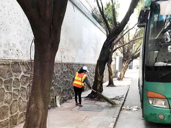青春，在路上 华体平台环保新人现场学习实践活动！
