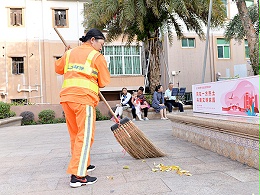华体平台环保提醒您 日常保洁很重要