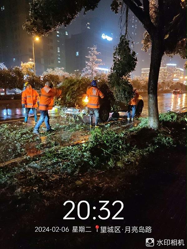 华体平台环保：清冰除雪