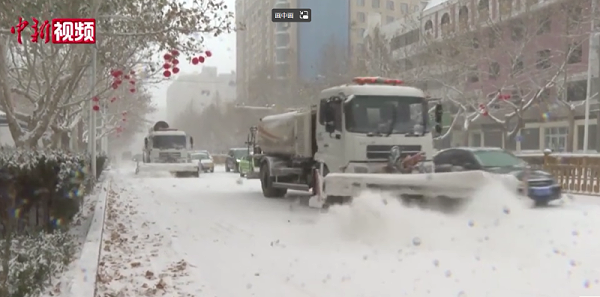 喀什华体平台环保“战冰雪，保出行”