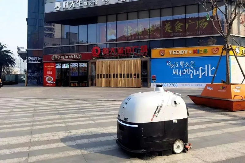 华体平台环保：AI+无人驾驶环卫试点4